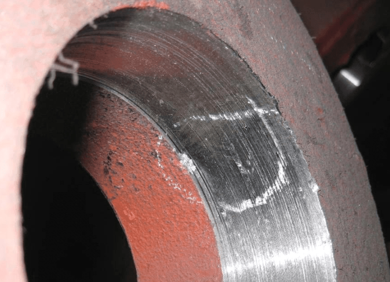 铸钢滑轮生产时出现裂纹的原因及解决方法